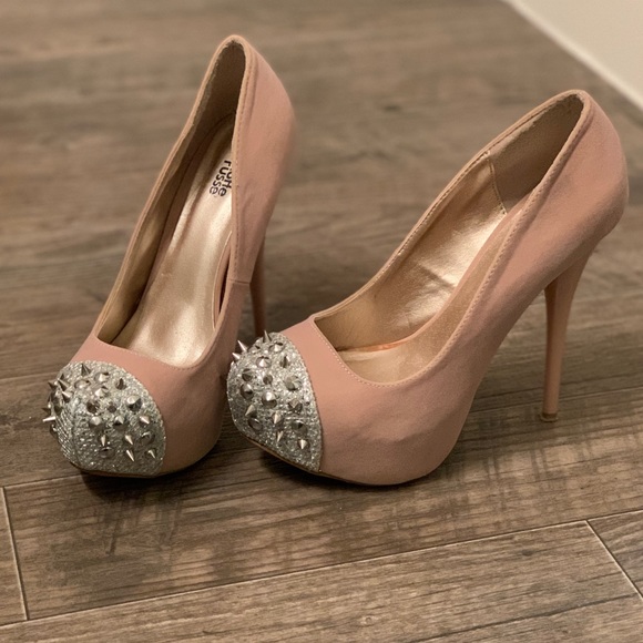 Spiked Heels - Picture 4 of 4